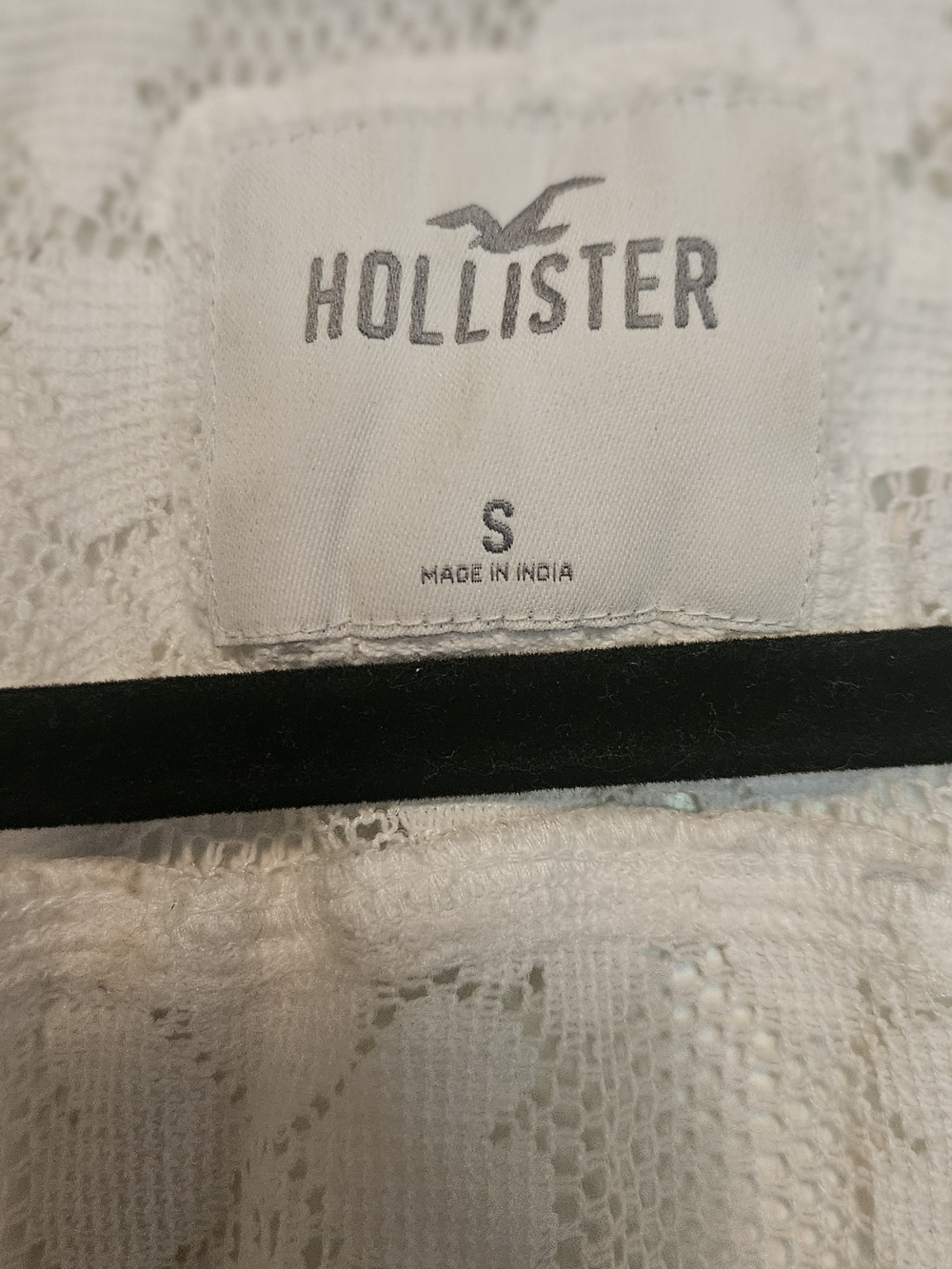 Hollister White Lace Button-Up Top - Picture 2 of 6